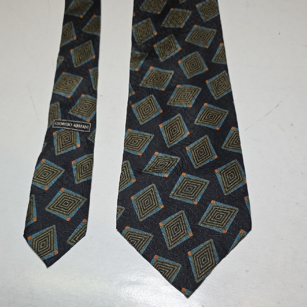 Giorgio Armani Black Blue Gold Diamond Pattern Tie 100% Silk Made In Italy